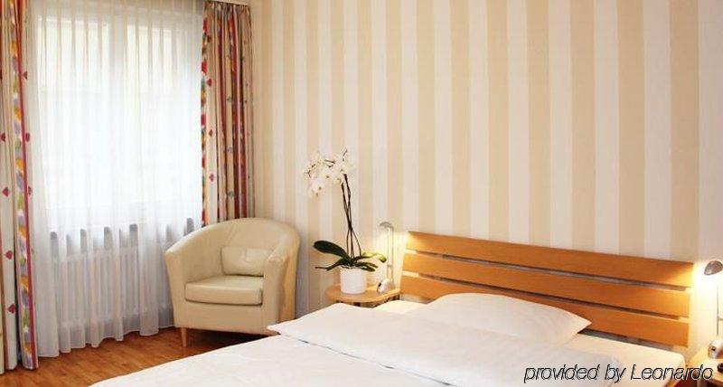 Hotel Roter Turm Soleure Chambre photo
