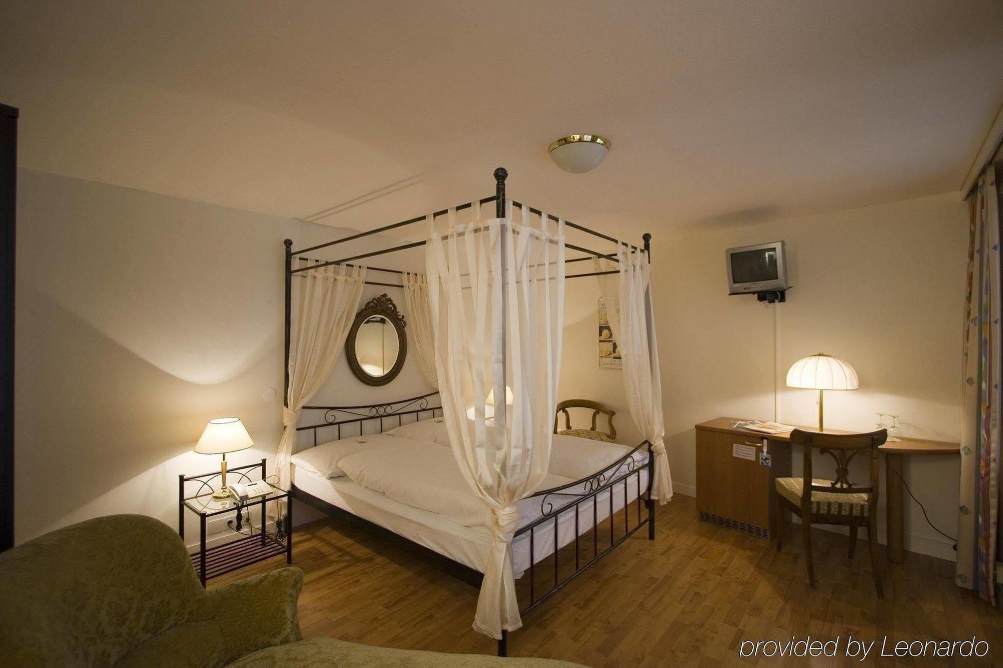 Hotel Roter Turm Soleure Extérieur photo